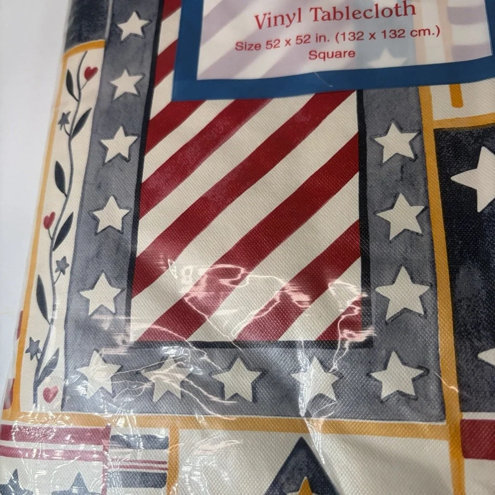 NEW Summer Fun PVC-Free Vinyl Multicolored Patriotic 52